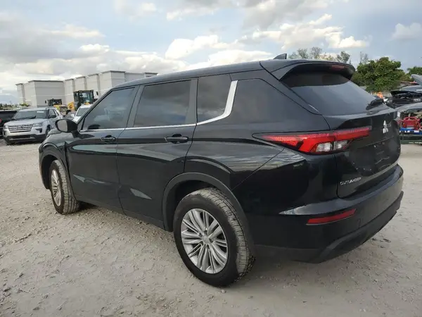 JA4J4TA84NZ032896 2022 MITSUBISHI OUTLANDER - Image 2