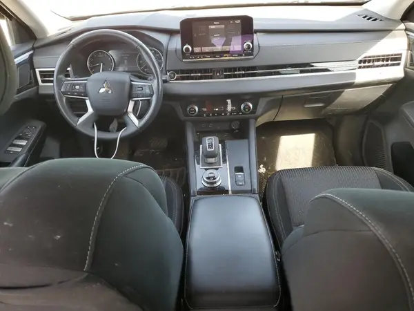 JA4J4TA85NZ073618 2022 MITSUBISHI OUTLANDER - Image 8