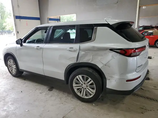 JA4J4TA85PZ028780 2023 MITSUBISHI OUTLANDER - Image 2