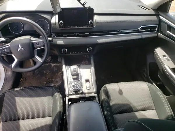 JA4J4TA86NZ029949 2022 MITSUBISHI OUTLANDER - Image 8