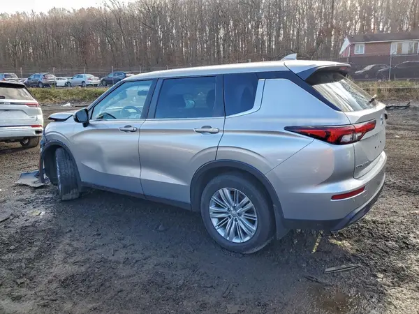 JA4J4TA86PZ009056 2023 MITSUBISHI OUTLANDER - Image 2