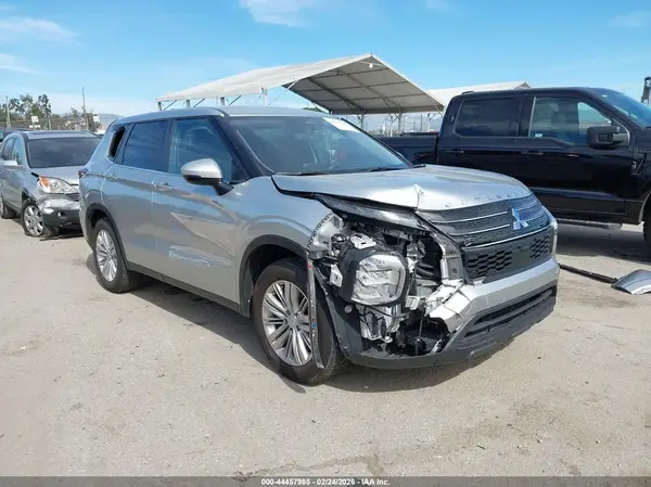 JA4J4TA86PZ028822 2023 MITSUBISHI OUTLANDER - Image 1