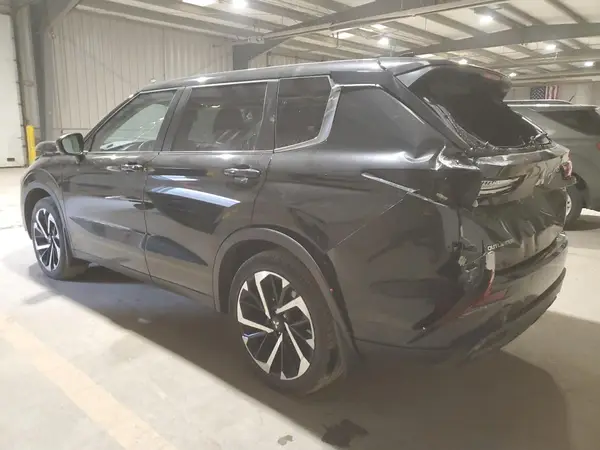 JA4J4TA87NZ033282 2022 MITSUBISHI OUTLANDER - Image 2