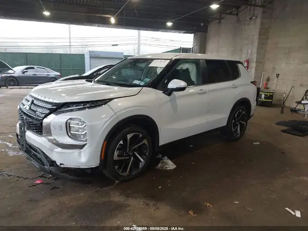 JA4J4TA88NZ029452 2022 MITSUBISHI OUTLANDER - Image 2
