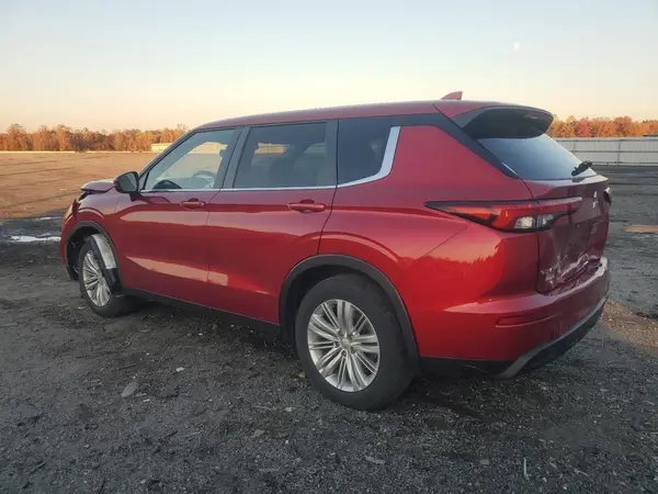 JA4J4TA8XNZ027587 2022 MITSUBISHI OUTLANDER - Image 2