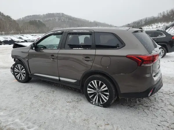 JA4J4TA8XNZ033759 2020 MITSUBISHI OUTLANDER - Image 2