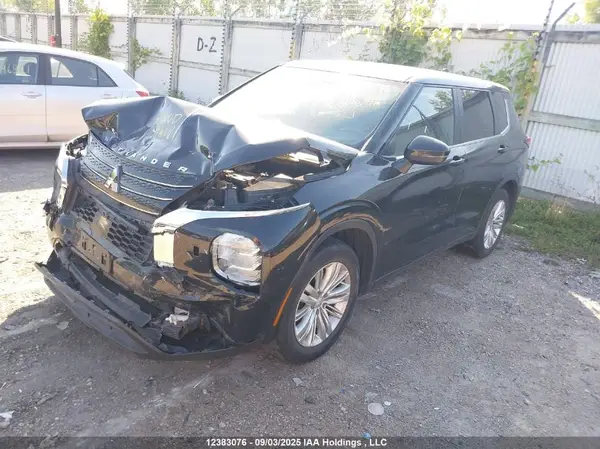 JA4J4TA8XNZ605848 2022 MITSUBISHI OUTLANDER - Image 2
