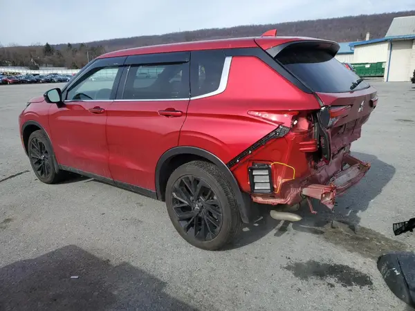JA4J4UA80PZ025498 2023 MITSUBISHI OUTLANDER - Image 2
