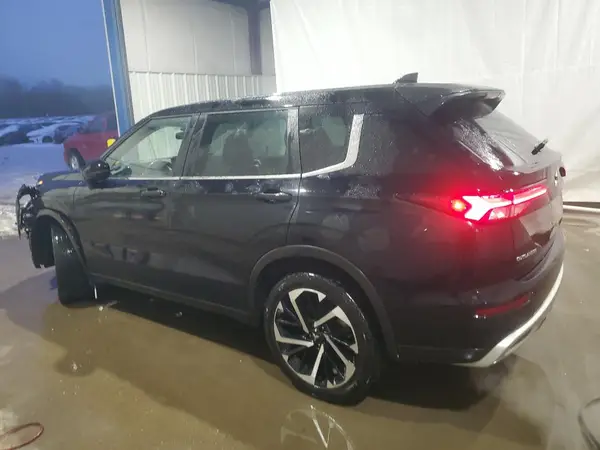 JA4J4UA80PZ032970 2023 MITSUBISHI OUTLANDER - Image 2