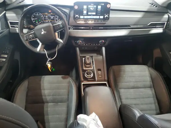 JA4J4UA80PZ053172 2023 MITSUBISHI OUTLANDER - Image 8