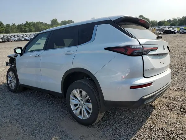 JA4J4UA80SZ014848 2025 MITSUBISHI OUTLANDER - Image 2