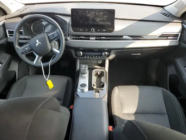 JA4J4UA80SZ014848 2025 MITSUBISHI OUTLANDER - Image 8