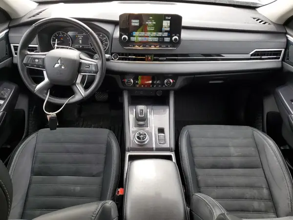 JA4J4UA81NZ065084 2022 MITSUBISHI OUTLANDER - Image 8