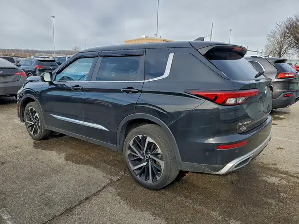 JA4J4UA81PZ007964 2023 MITSUBISHI OUTLANDER - Image 2