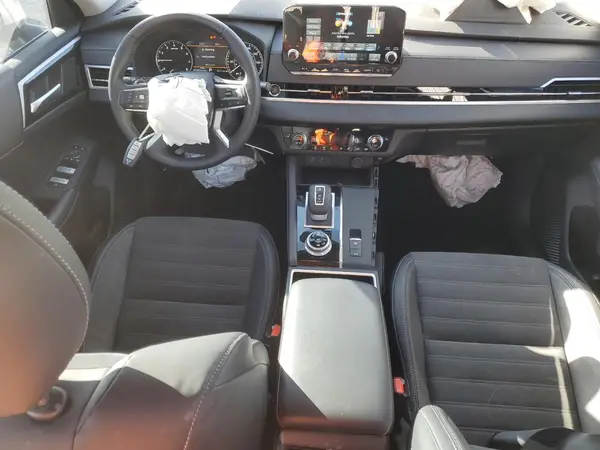 JA4J4UA81PZ024988 2023 MITSUBISHI OUTLANDER - Image 8
