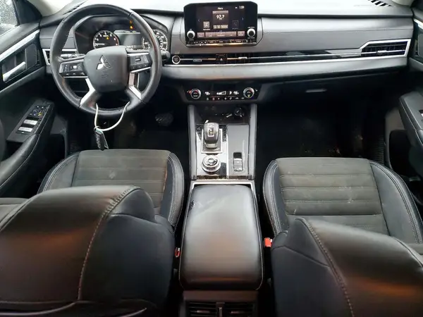 JA4J4UA81PZ033450 2023 MITSUBISHI OUTLANDER - Image 8