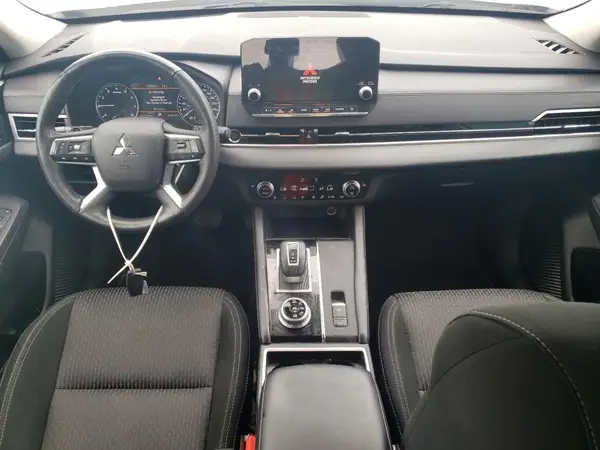 JA4J4UA81PZ615368 2023 MITSUBISHI OUTLANDER - Image 8