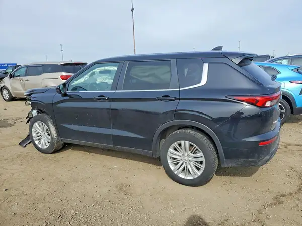 JA4J4UA81RZ003772 2024 MITSUBISHI OUTLANDER - Image 2