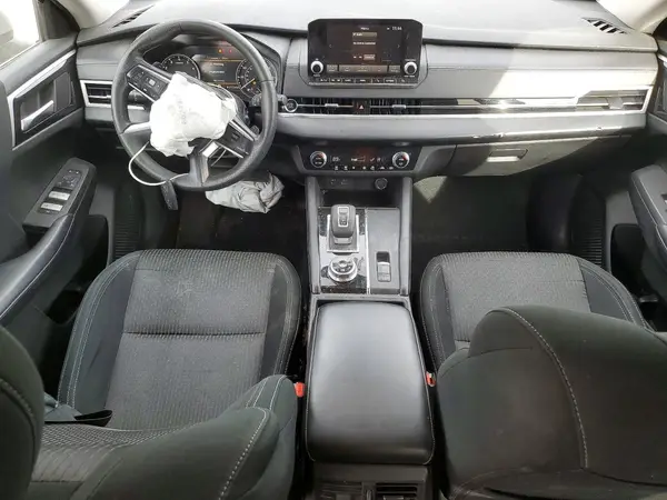 JA4J4UA81RZ043348 2024 MITSUBISHI OUTLANDER - Image 8