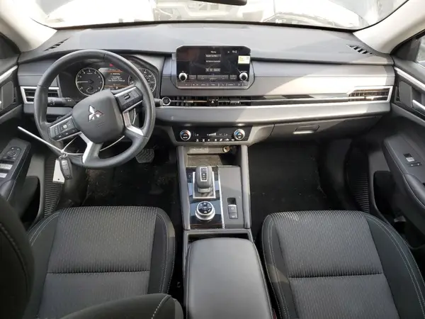 JA4J4UA81RZ062756 2024 MITSUBISHI OUTLANDER - Image 8