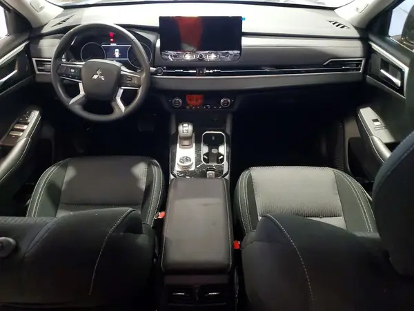 JA4J4UA81SZ056719 2025 MITSUBISHI OUTLANDER - Image 8