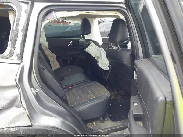 JA4J4UA82NZ024155 2022 MITSUBISHI OUTLANDER - Image 8