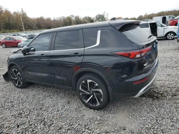 JA4J4UA82NZ064770 2022 MITSUBISHI OUTLANDER - Image 2