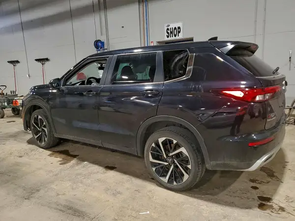 JA4J4UA82PZ045364 2023 MITSUBISHI OUTLANDER - Image 2