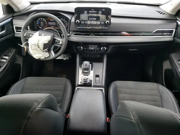 JA4J4UA82PZ048457 2023 MITSUBISHI OUTLANDER - Image 8