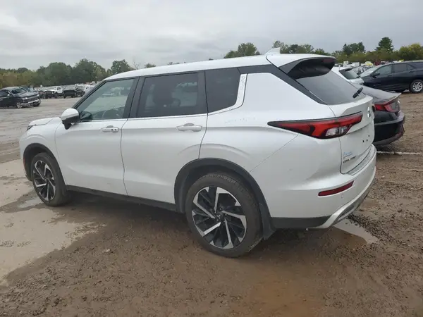 JA4J4UA82PZ051374 2023 MITSUBISHI OUTLANDER - Image 2