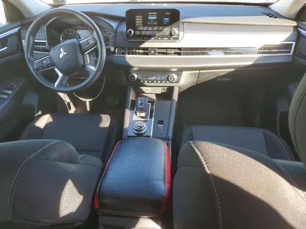 JA4J4UA82RZ023660 2024 MITSUBISHI OUTLANDER - Image 8