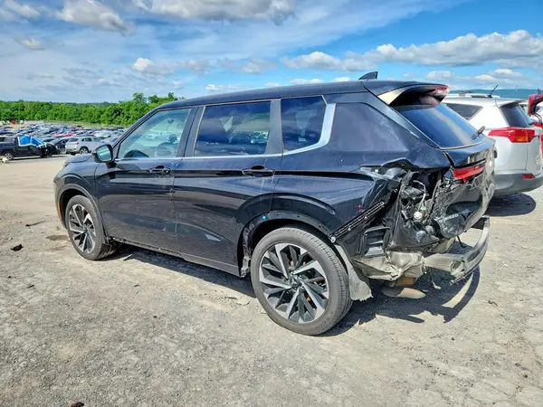 JA4J4UA83NZ068486 2022 MITSUBISHI OUTLANDER - Image 2