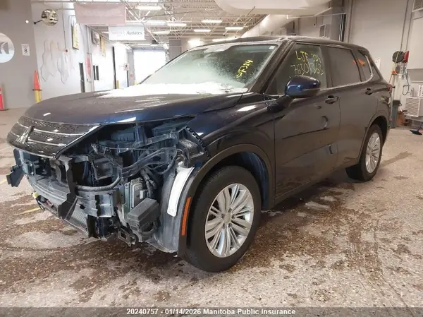 JA4J4UA83RZ603368 2024 MITSUBISHI OUTLANDER - Image 2