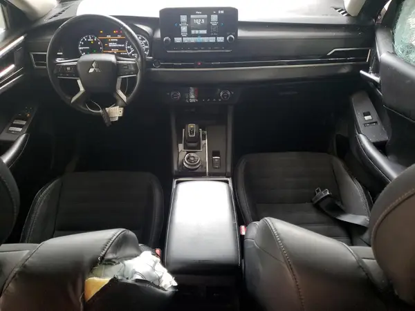 JA4J4UA84NZ062938 2022 MITSUBISHI OUTLANDER - Image 8