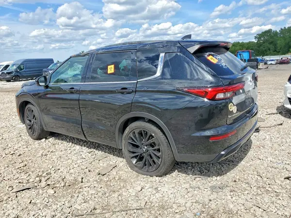 JA4J4UA84PZ034432 2023 MITSUBISHI OUTLANDER - Image 2