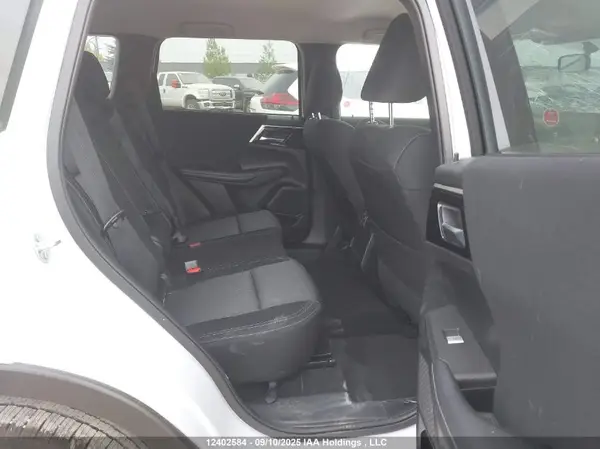 JA4J4UA84RZ635942 2024 MITSUBISHI OUTLANDER - Image 8
