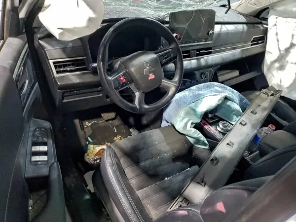 JA4J4UA85NZ021556 2022 MITSUBISHI OUTLANDER - Image 8
