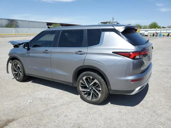 JA4J4UA85NZ046232 2022 MITSUBISHI OUTLANDER - Image 2