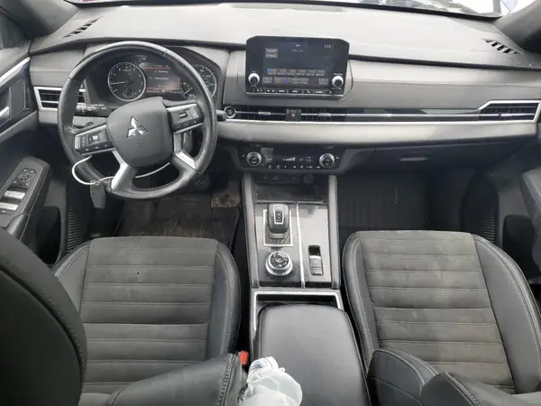 JA4J4UA85NZ066447 2022 MITSUBISHI OUTLANDER - Image 8