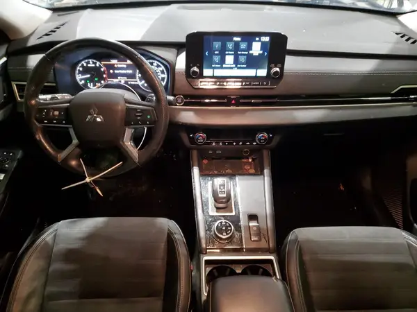JA4J4UA85NZ080719 2022 MITSUBISHI OUTLANDER - Image 8
