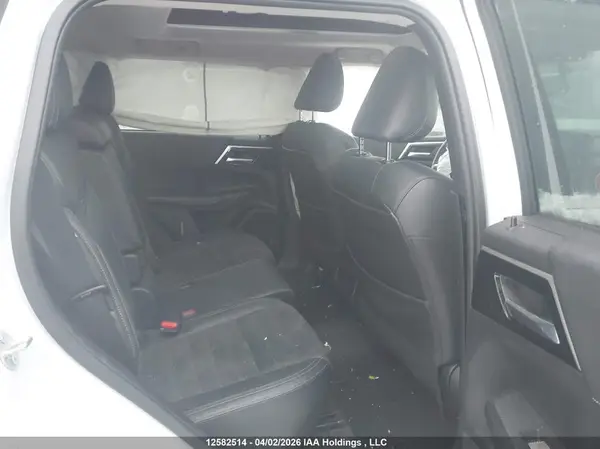 JA4J4UA85NZ606721 2022 MITSUBISHI OUTLANDER - Image 8