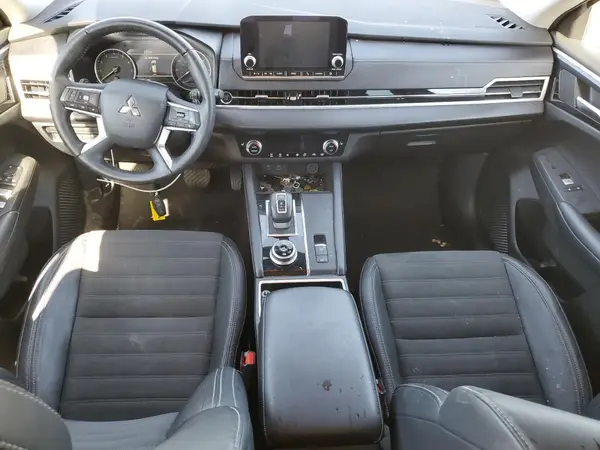 JA4J4UA85PZ029921 2023 MITSUBISHI OUTLANDER - Image 8
