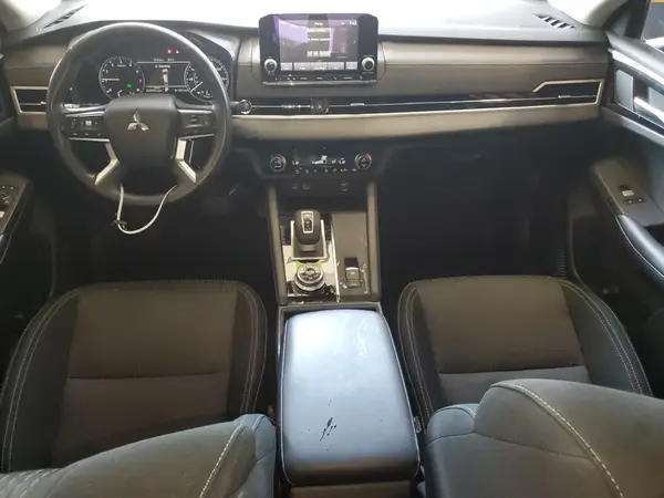 JA4J4UA85RZ033972 2024 MITSUBISHI OUTLANDER - Image 8