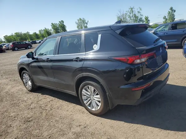 JA4J4UA85RZ618163 2024 MITSUBISHI OUTLANDER - Image 2