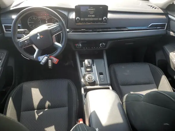 JA4J4UA85RZ618163 2024 MITSUBISHI OUTLANDER - Image 8