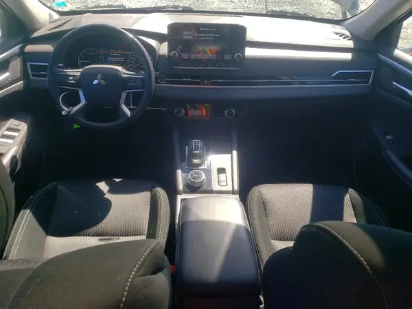 JA4J4UA86NZ620465 2022 MITSUBISHI OUTLANDER - Image 8