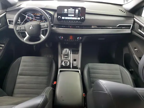 JA4J4UA86PZ059400 2023 MITSUBISHI OUTLANDER - Image 8