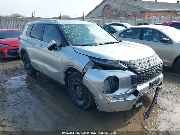 JA4J4UA86PZ614264 2023 MITSUBISHI OUTLANDER - Image 1