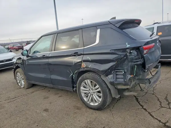 JA4J4UA86RZ008255 2024 MITSUBISHI OUTLANDER - Image 2