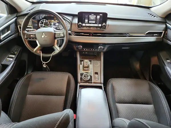 JA4J4UA86RZ625509 2024 MITSUBISHI OUTLANDER - Image 8